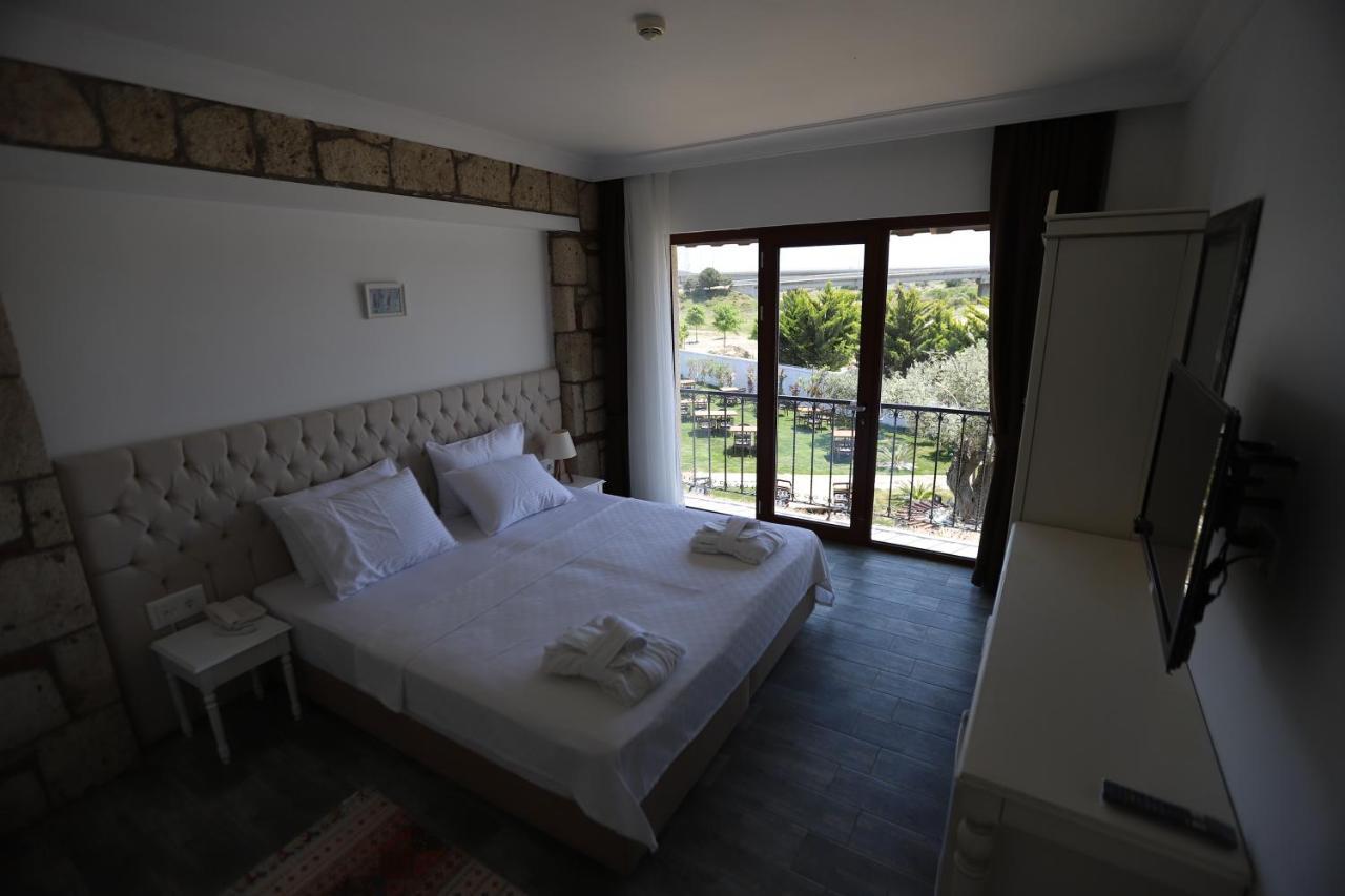 Albeon Luxury Hotel - Alacatı Bagian luar foto