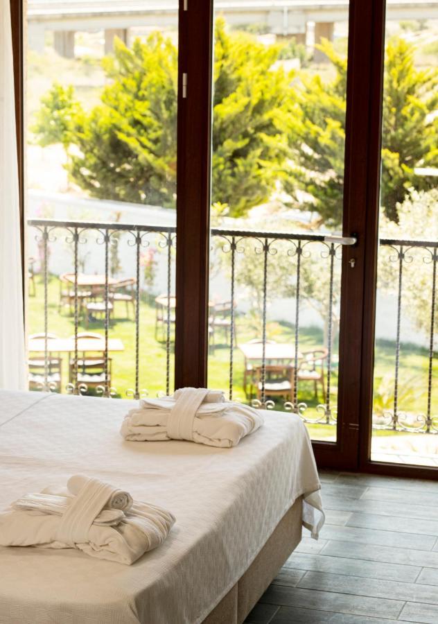 Albeon Luxury Hotel - Alacatı Bagian luar foto