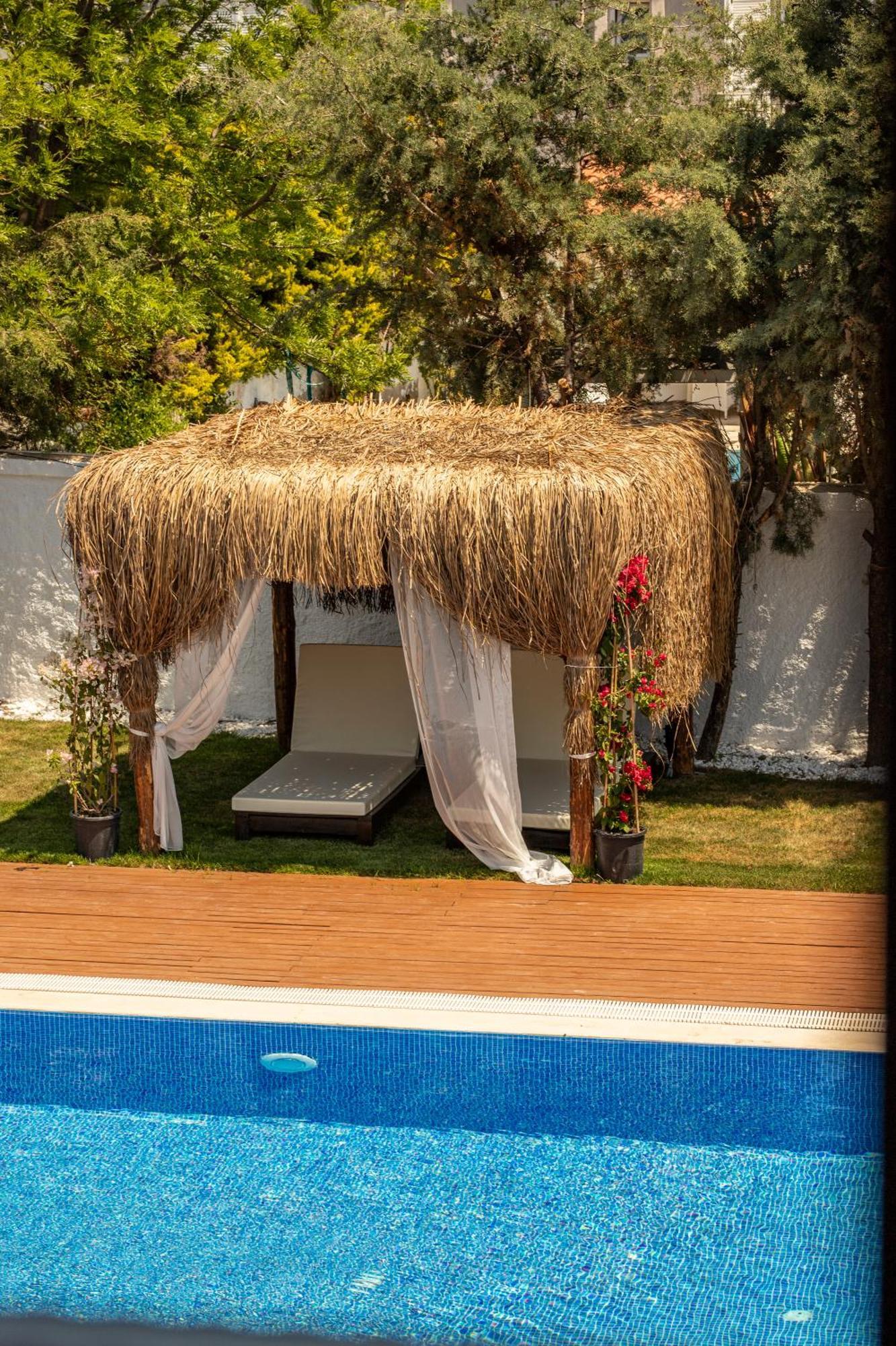 Albeon Luxury Hotel - Alacatı Bagian luar foto