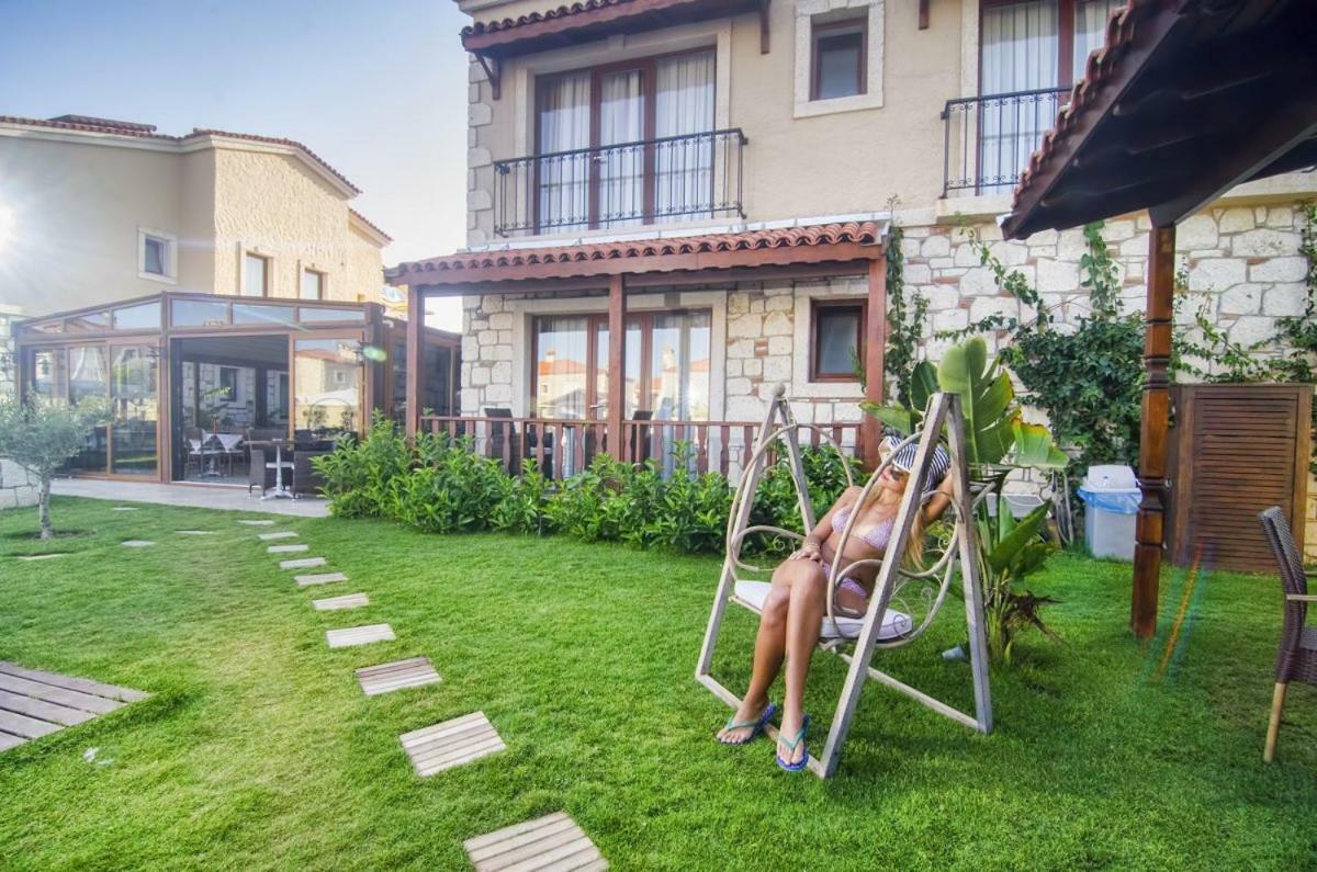 Albeon Luxury Hotel - Alacatı Bagian luar foto